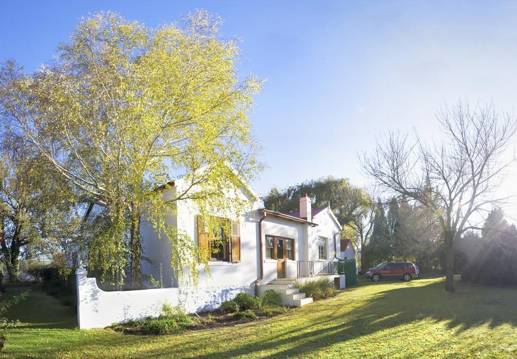 Toad Hall Guest House Wakkerstroom Exterior foto
